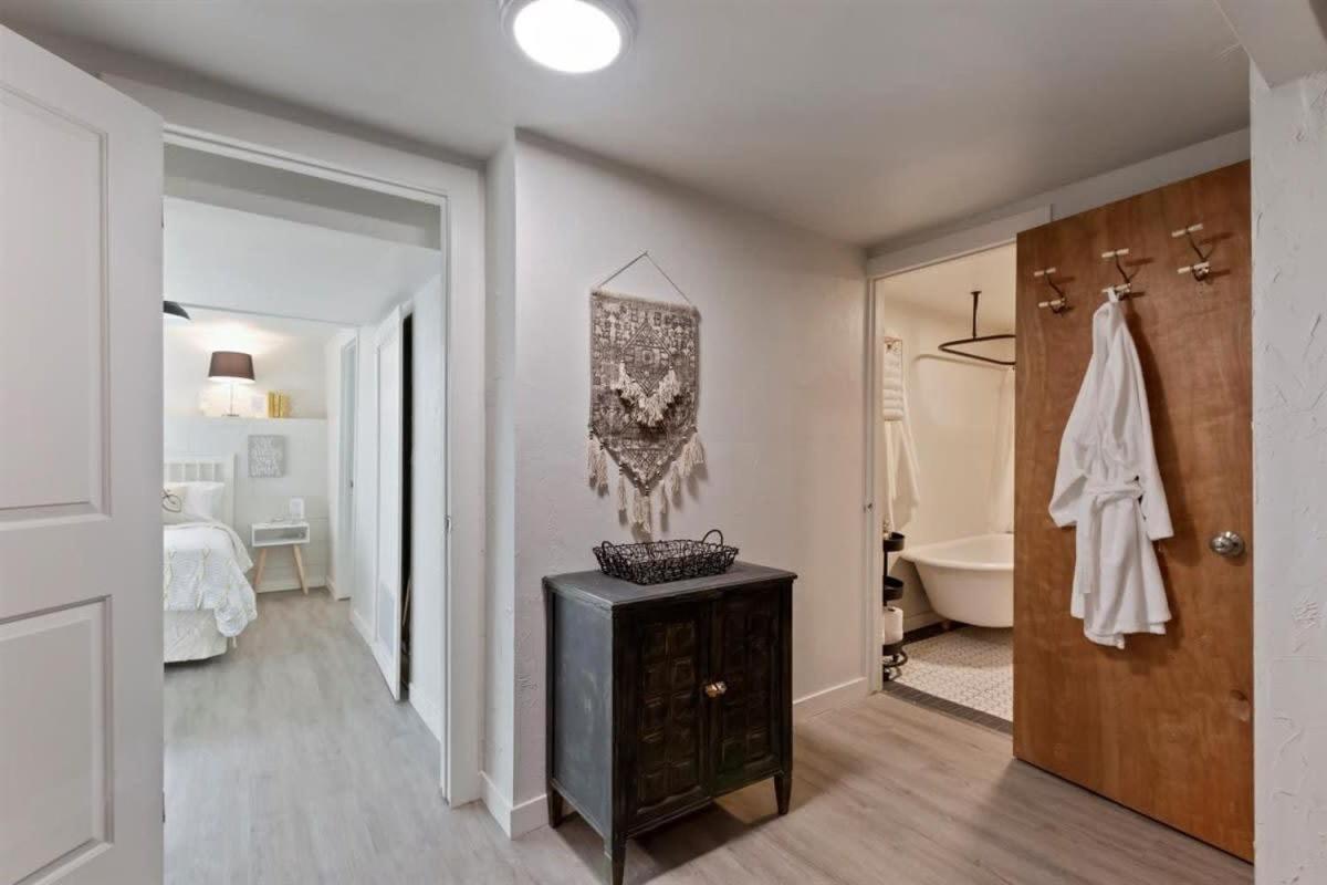 #stayinmydistrict Twinfalls Apartment *