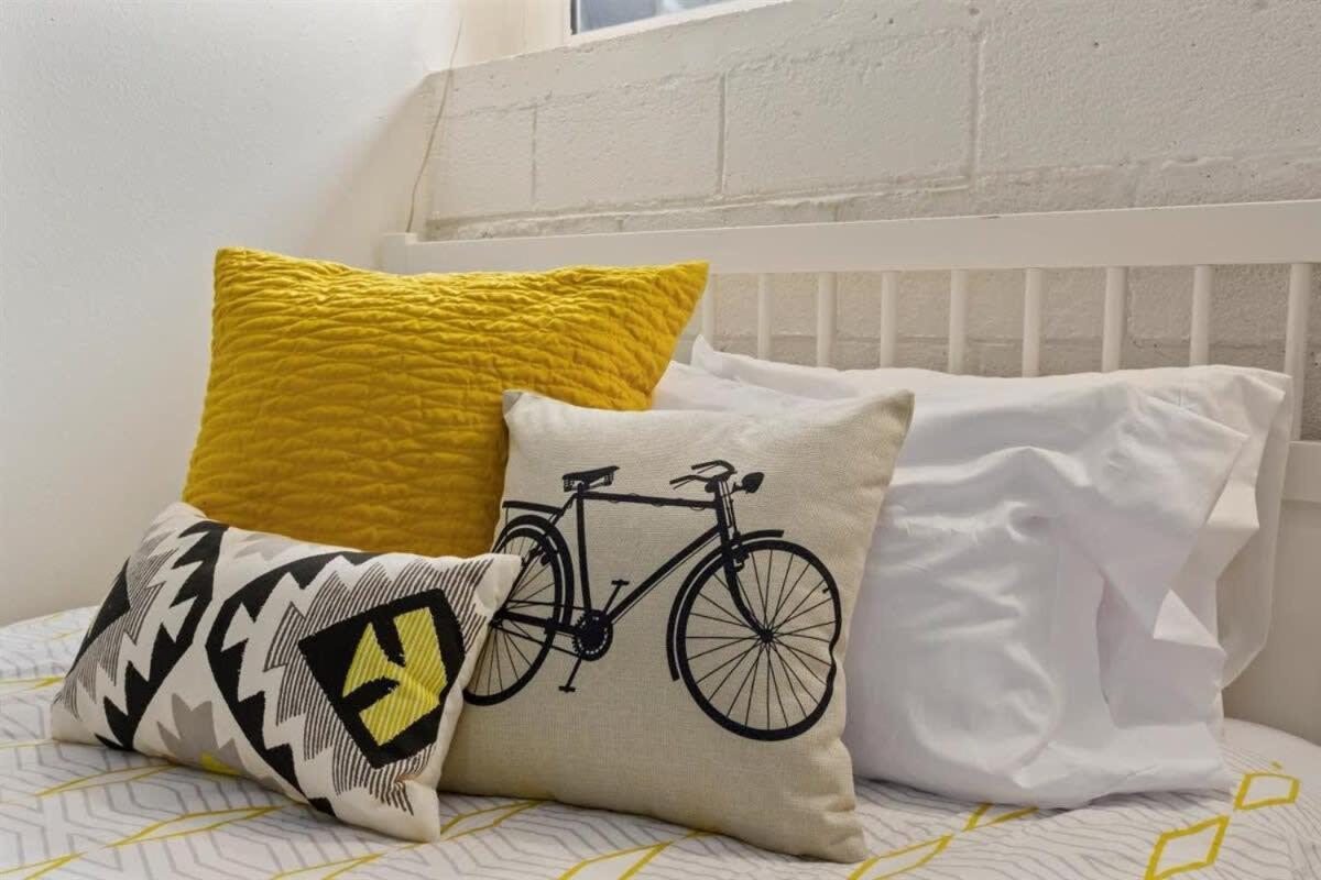 #stayinmydistrict Twinfalls Apartment